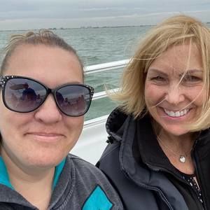 Meet your Posher, Dawnielle